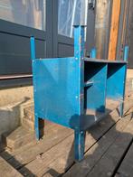 Metalen werkbank kastjes (2 st.), Ophalen