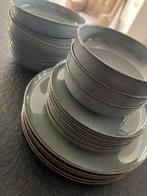 Mooi onbeschadigd servies!, Ophalen