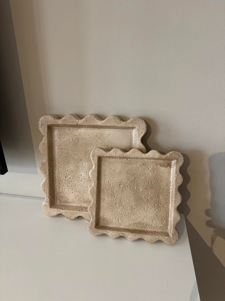 Aardenwerk Dienbladen Beige Ribbel - Nieuw, Ophalen of Verzenden, Nieuw, Vierkant, Overige materialen