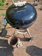 Weber bbq 47cm Met brikettenstarter, Tuin en Terras, Houtskoolbarbecues, Ophalen