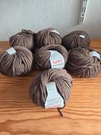 7 bollen Katia Maxi Merino wol - Bruin, Ophalen of Verzenden, Nieuw, Breien of Haken, Wol of Garen