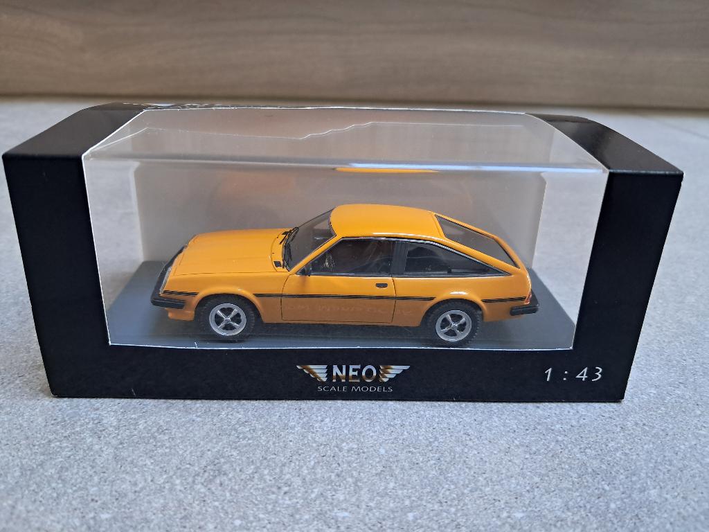 Miniatuur Opel Manta B CC 1:43, Ophalen of Verzenden, Zo goed als nieuw, Auto, Overige merken