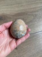Mooie steen ovaal ei vorm roze grijs marmer gesteente, Ophalen of Verzenden
