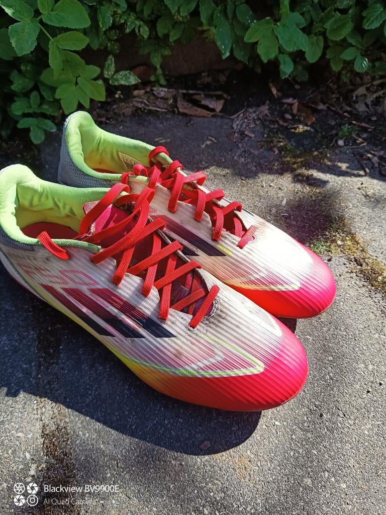 adidas F 50 voetbalschoenen. Klein vallend, maat 41, Maat XS of kleiner, Ophalen of Verzenden, Zo goed als nieuw, Schoenen