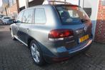 Volkswagen Touareg 4.2 V8, Auto's, Automaat, 4172 cc, Gebruikt, Leder