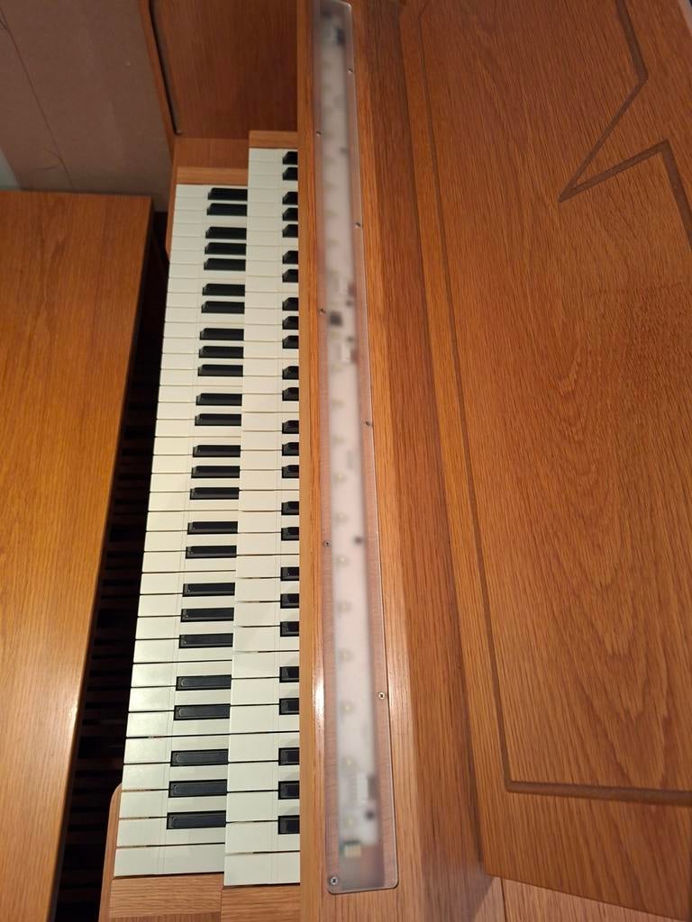 Orgel Domus Prestige 20, Muziek en Instrumenten, Orgels, Ophalen of Verzenden, Gebruikt, 2 klavieren, Orgel