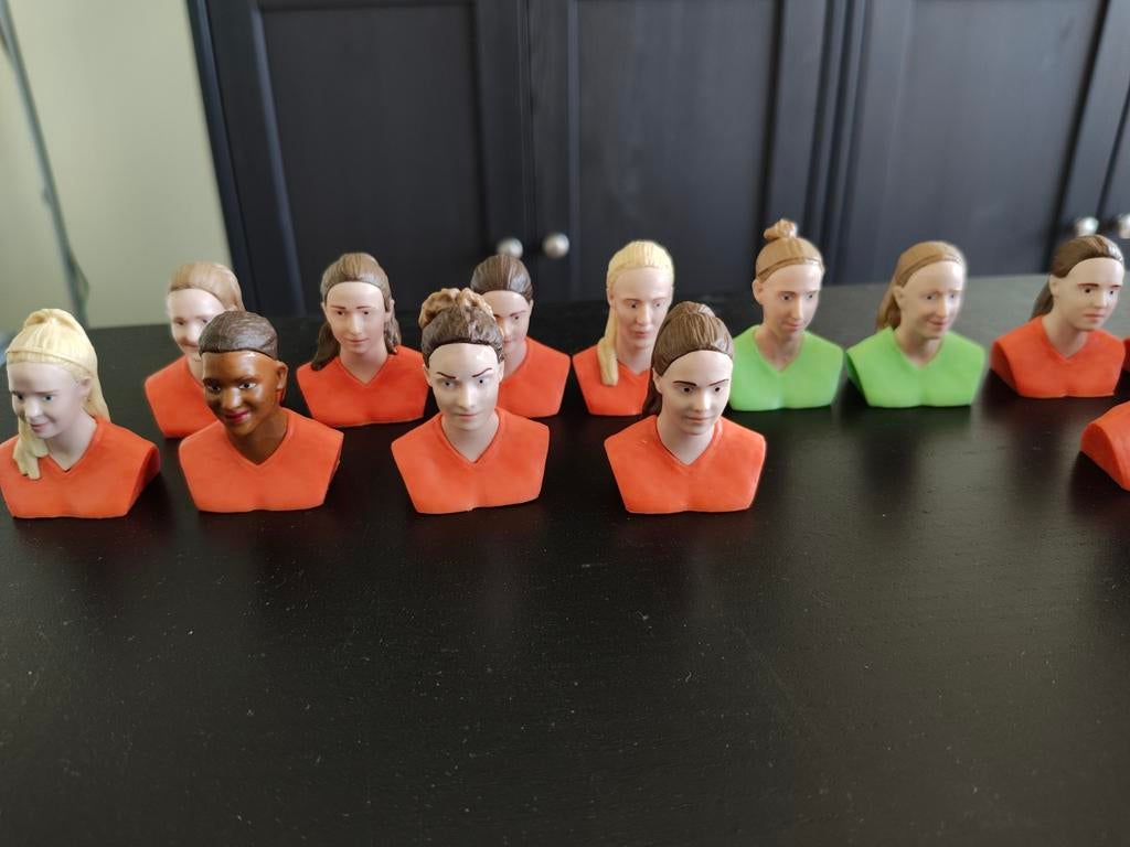 Oranje Leeuwinnen poppetjes, Ophalen of Verzenden