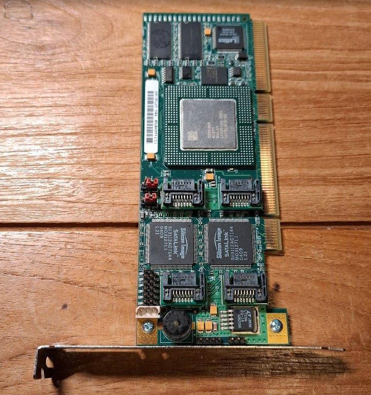 Intel 4 channel RAID Controller SRCS14L + Manual + CD-Rom, Computers en Software, Netwerkkaarten, Gebruikt, Intern, Ophalen of Verzenden