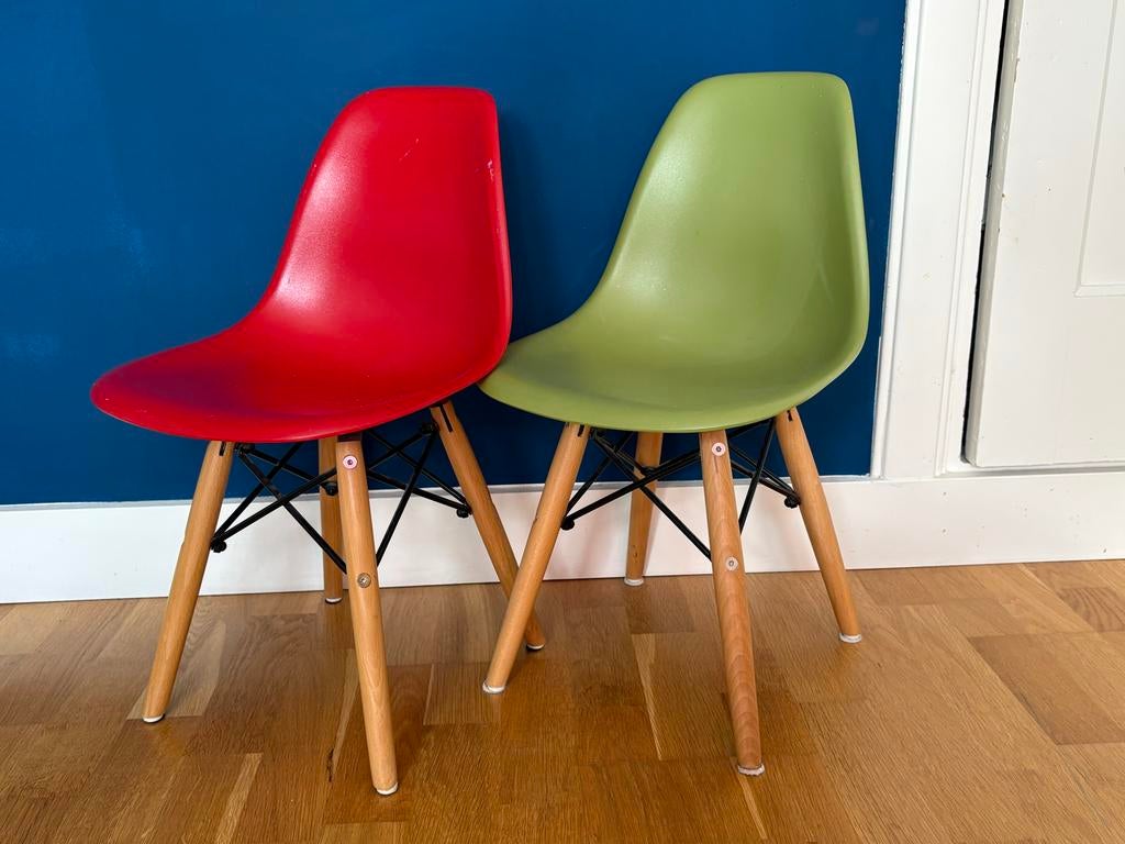 Eames DSW replica kinderstoelen - Rood & Groen, Ophalen, Zo goed als nieuw, Overige typen