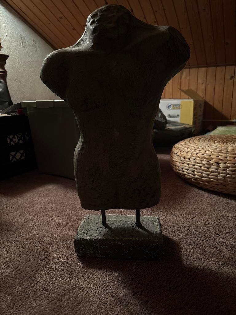 Decoratief torso beeld op sokkel - Uniek kunststuk, Ophalen, Gebruikt