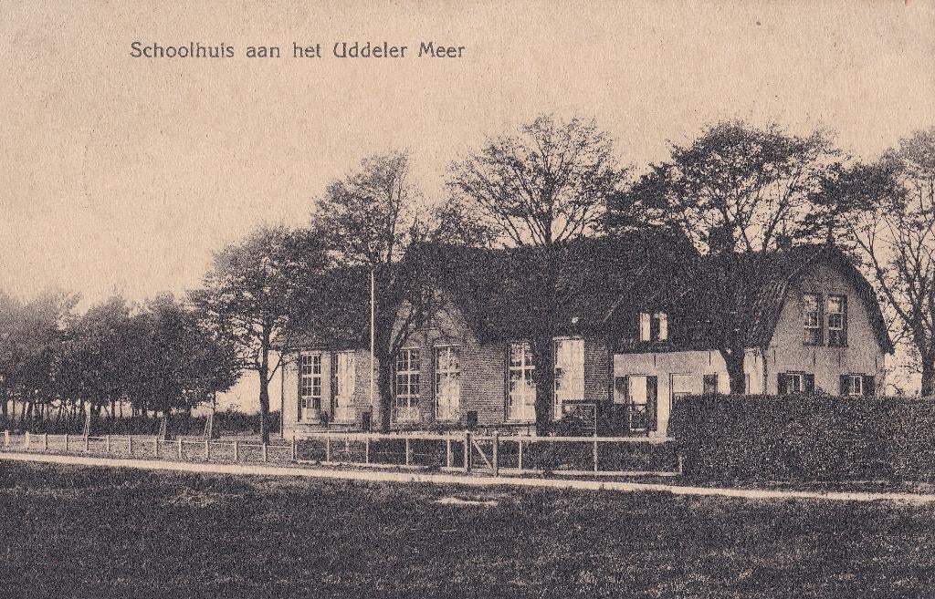 Uddel Schoolhuis aan het Uddeler Meer, Ophalen of Verzenden, Voor 1920, Gelopen, Gelderland