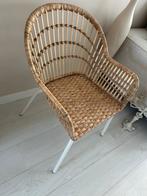 2 rotan stoelen, ikea, witte metalen poten, Ophalen of Verzenden, Zo goed als nieuw, Wit, Twee