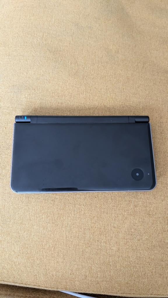 Nintendo DSi XL, Spelcomputers en Games, Ophalen of Verzenden, Zo goed als nieuw, Dsi