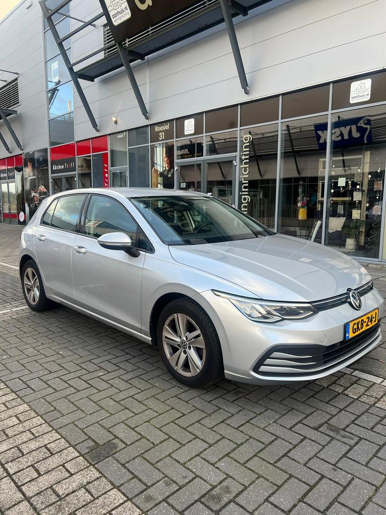 Volkswagen Golf 1.0 TSI 110pk 2020 Grijs, Auto's, Voorwielaandrijving, Stof, Zwart, 3 cilinders