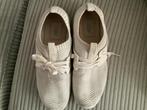Ugg Schoenen Maat 40, UGG, Beige, Ophalen of Verzenden, Sneakers of Gympen