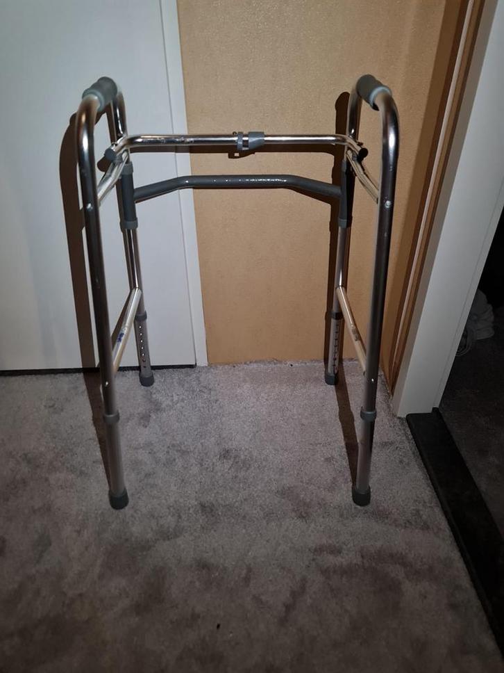 Days Looprek (Aluminium) - Opklapbaar, Diversen, Loopkrukken, In hoogte verstelbaar, Ophalen of Verzenden