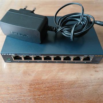 tp-link tl-sg108 8 poort netwerk switch  beschikbaar voor biedingen