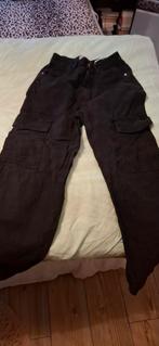 Zwarte Bershka Jogger Cargo broek maar XS, Ophalen of Verzenden, Zo goed als nieuw, Maat 46 (S) of kleiner, Zwart