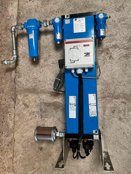 Absorptie droger perslucht, Zakelijke goederen, Machines en Bouw | Pompen en Compressoren, Ophalen