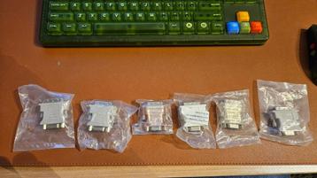 6 keer VGA naar DVI converter beschikbaar voor biedingen