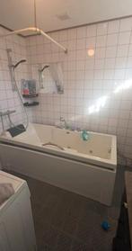 bad met jets, bubbels en licht, Huis en Inrichting, Ophalen, Zo goed als nieuw, Met bad