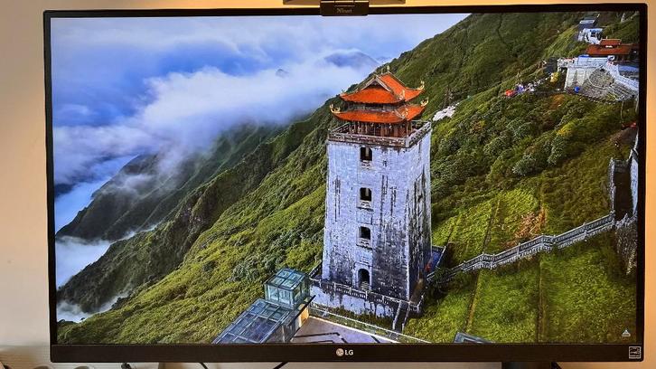 LG Ergo 27UN880P (2023) – 27” 4K Ergo arm, Computers en Software, Monitoren, Zo goed als nieuw, 60 Hz of minder, DisplayPort, HDMI