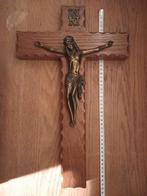 Kruisbeeld crucifix, Ophalen
