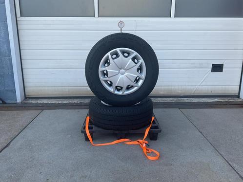 Ford - Transit.  Nieuw  Zomerset  235 - 65 - 16., Auto-onderdelen, Banden en Velgen, Banden en Velgen, Zomerbanden, 16 inch, 235 mm