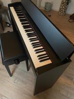 Elektrische Piano Roland F140-R, Muziek en Instrumenten, Piano's, Ophalen, Zwart, Digitaal, Zo goed als nieuw