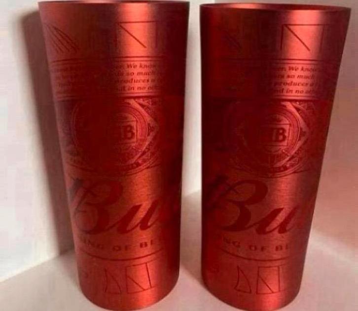 2 Bud bier bekers/cups van aluminium. King of Beers.H.15,5cm, Verzamelen, Biermerken, Zo goed als nieuw, Glas of Glazen, Overige merken