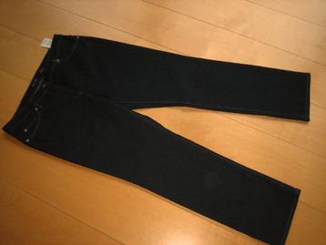 Nieuwe donkerblauwe jeans GERRY WEBER, IRINA 44S snazzeys beschikbaar voor biedingen