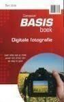 Computer basisboek Digitale fotografie - Bart Uhde, Boeken, Informatica en Computer, Ophalen of Verzenden, Zo goed als nieuw