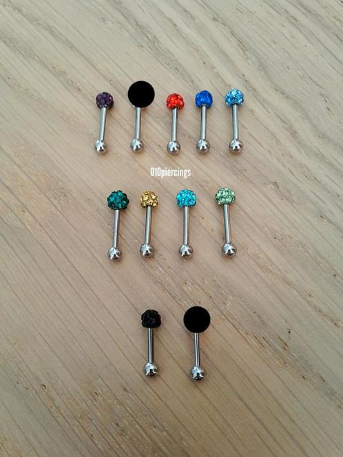 Nieuwe tragus, helix, oorpiercings met glitter balletjes., Sieraden, Tassen en Uiterlijk, Piercings, Zo goed als nieuw, Oor- of Traguspiercing