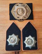 Baretembleem +kraagspiegels Van Heutsz, Verzamelen, Militaria | Algemeen, Ophalen of Verzenden, Landmacht, Nederland, Embleem of Badge