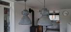 2 Industriële hanglampen, fabriekshal lampen, Gebruikt, Metaal, Ophalen