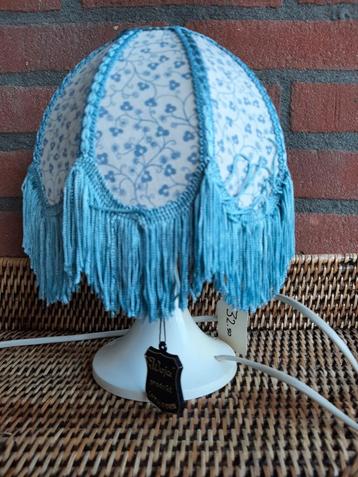 Vintage tafellamp voor bijv. kinderkamer.  beschikbaar voor biedingen