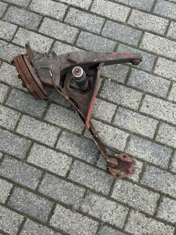 Rechter draagarm Fiat 500 L/F/R beschikbaar voor biedingen