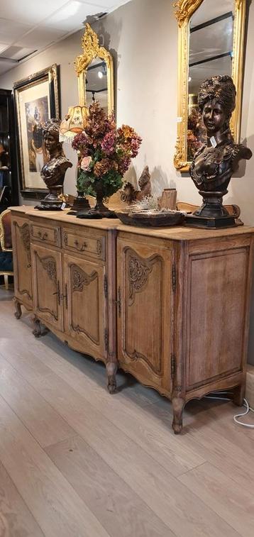 Landelijk Brocante Queen Ann Dressoir  beschikbaar voor biedingen