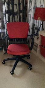 Ikea bureau stoel, kan ronddraaien en is verstelbaar., Huis en Inrichting, Bureaustoelen, Ophalen of Verzenden, Zo goed als nieuw