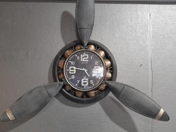 Klok propellor stermotor vliegtuig groot beschikbaar voor biedingen