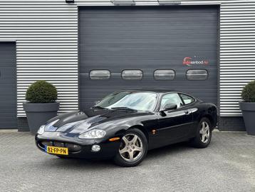 Jaguar XKR 4.0 V8 Coupé UNIEK MOOI! | Lederen Bekleding | L beschikbaar voor biedingen