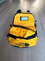 The North Face Base Camp Duffel S (50L) - Geel/Zwart - Nieuw, 40 tot 60 cm, 20 tot 30 cm, Geel, Ophalen of Verzenden