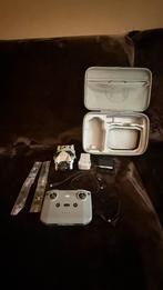 DJI Mini 3 met accessoires en extra accu, Ophalen of Verzenden, Zo goed als nieuw, Drone met camera