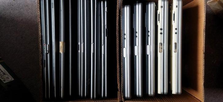 Partij PackardBell Fujitsu Siemens laptops voor onderdelen, Computers en Software, Windows Laptops, HDD, 2 tot 3 Ghz, Ophalen