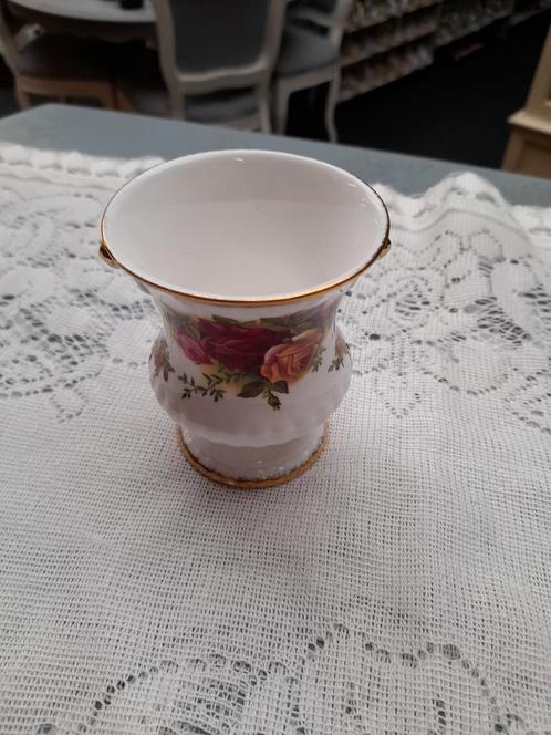 Royal albert old country rose lepel vaasje, Antiek en Kunst, Antiek | Servies los, Ophalen of Verzenden