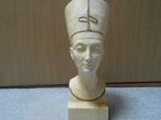 buste van Farao Nefertete en collectie boeken oud Egypte met, Ophalen of Verzenden, Zo goed als nieuw