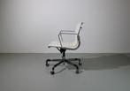 Vitra Eames EA 117, chroom, leder Snow white, Nieuw, Ergonomisch, Bureaustoel, Wit