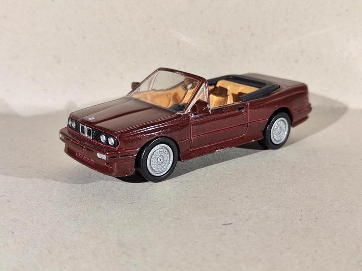 New-ray BMW E30 M3, Hobby en Vrije tijd, Modelauto's | Overige schalen, Zo goed als nieuw, Auto, Ophalen of Verzenden