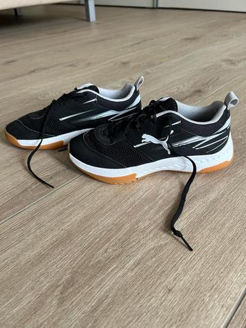 Puma sportschoenen maat 37 beschikbaar voor biedingen