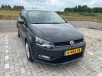 Volkswagen Polo 1.0 | 2016 | Airco | Dealeronderhouden, Auto's, Voorwielaandrijving, Euro 6, Handgeschakeld, Grijs